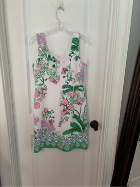 Beautiful Lilly Pulitzer White Dress with Pink & Green Floral Trim